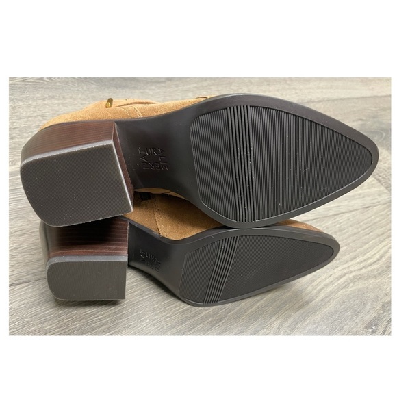Naturalizer Fenya - Ankle Suede Bootie NWB! - Picture 10 of 14